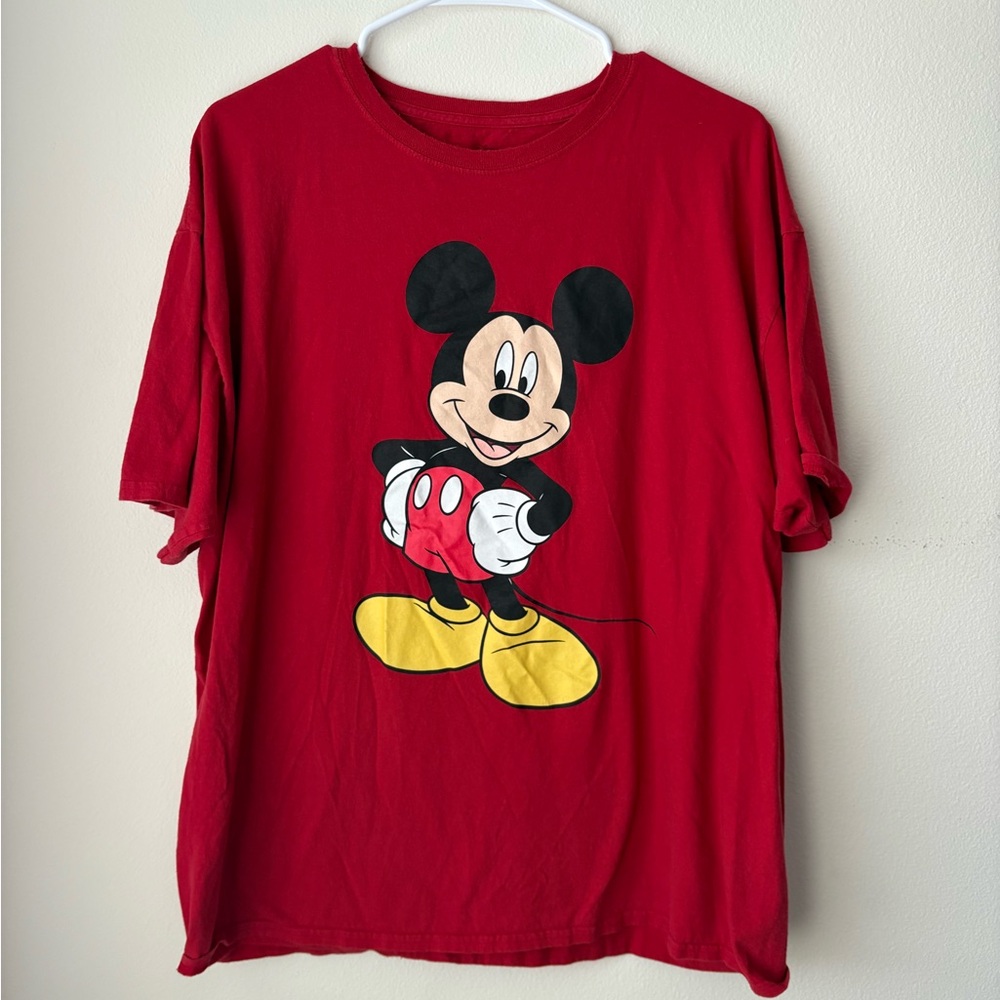 Disney Red Mickey Mouse T- Shirt Size XL